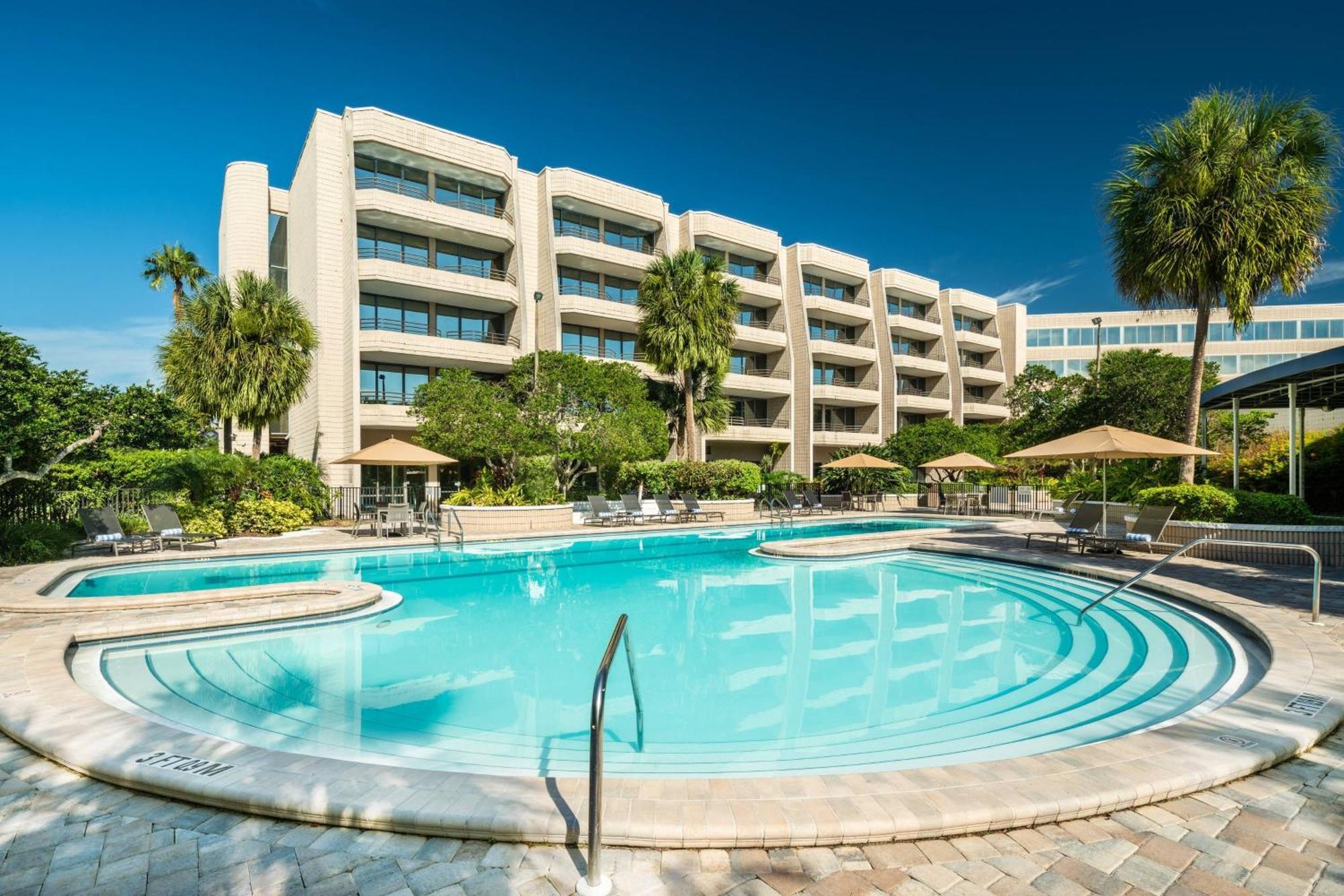 Sheraton Tampa Brandon Hotel Exterior photo