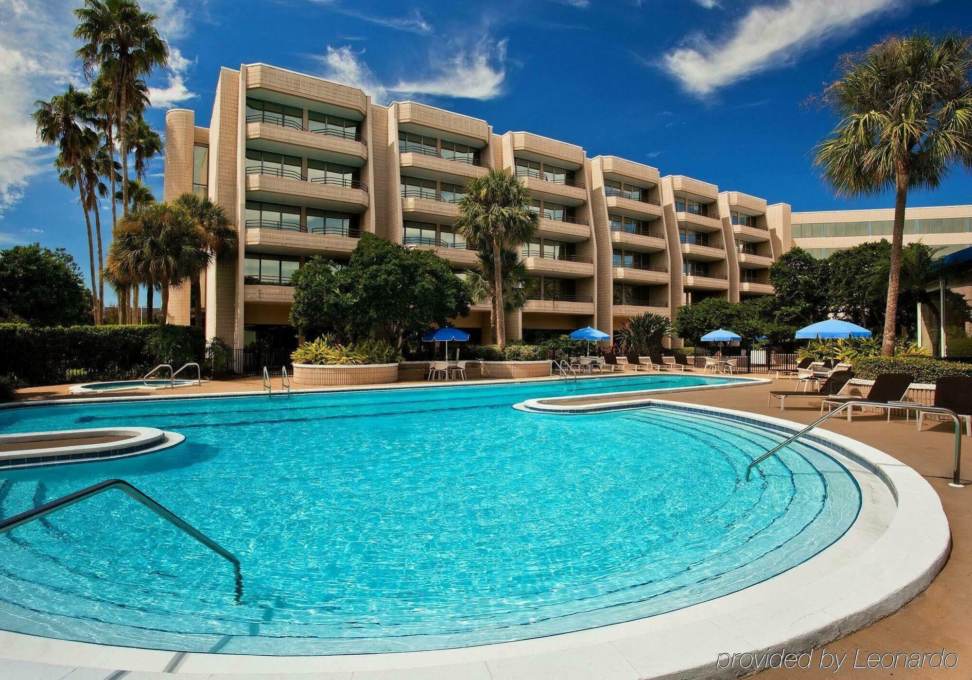 Sheraton Tampa Brandon Hotel Exterior photo